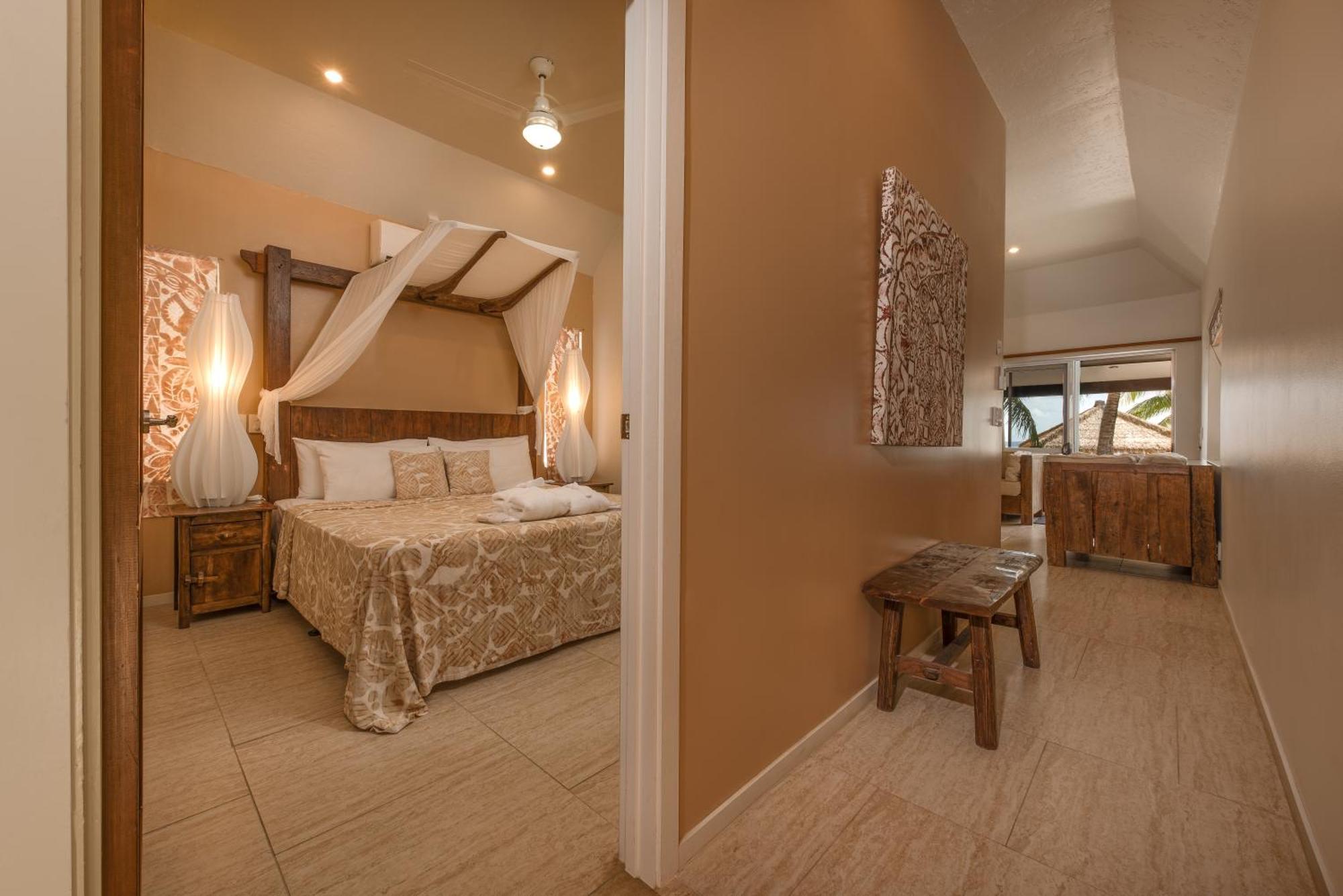 Crown Beach Resort & Spa (Adults Only) Rarotonga Exterior foto